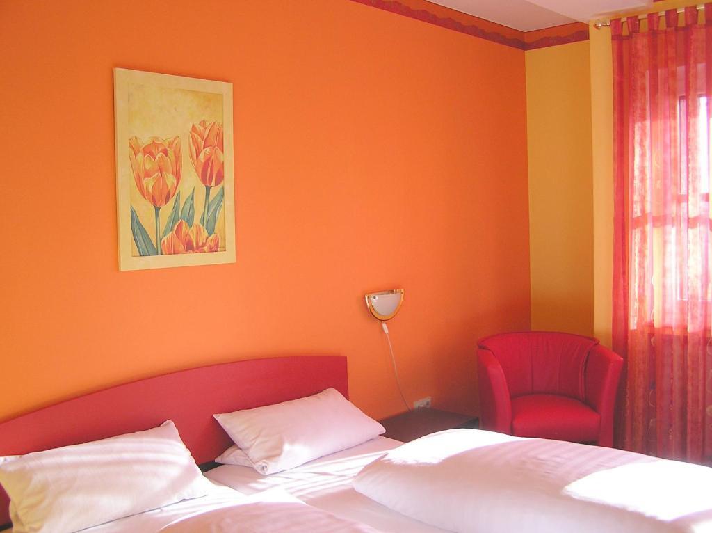 Hotel Pfaffenhof Lich Pokoj fotografie